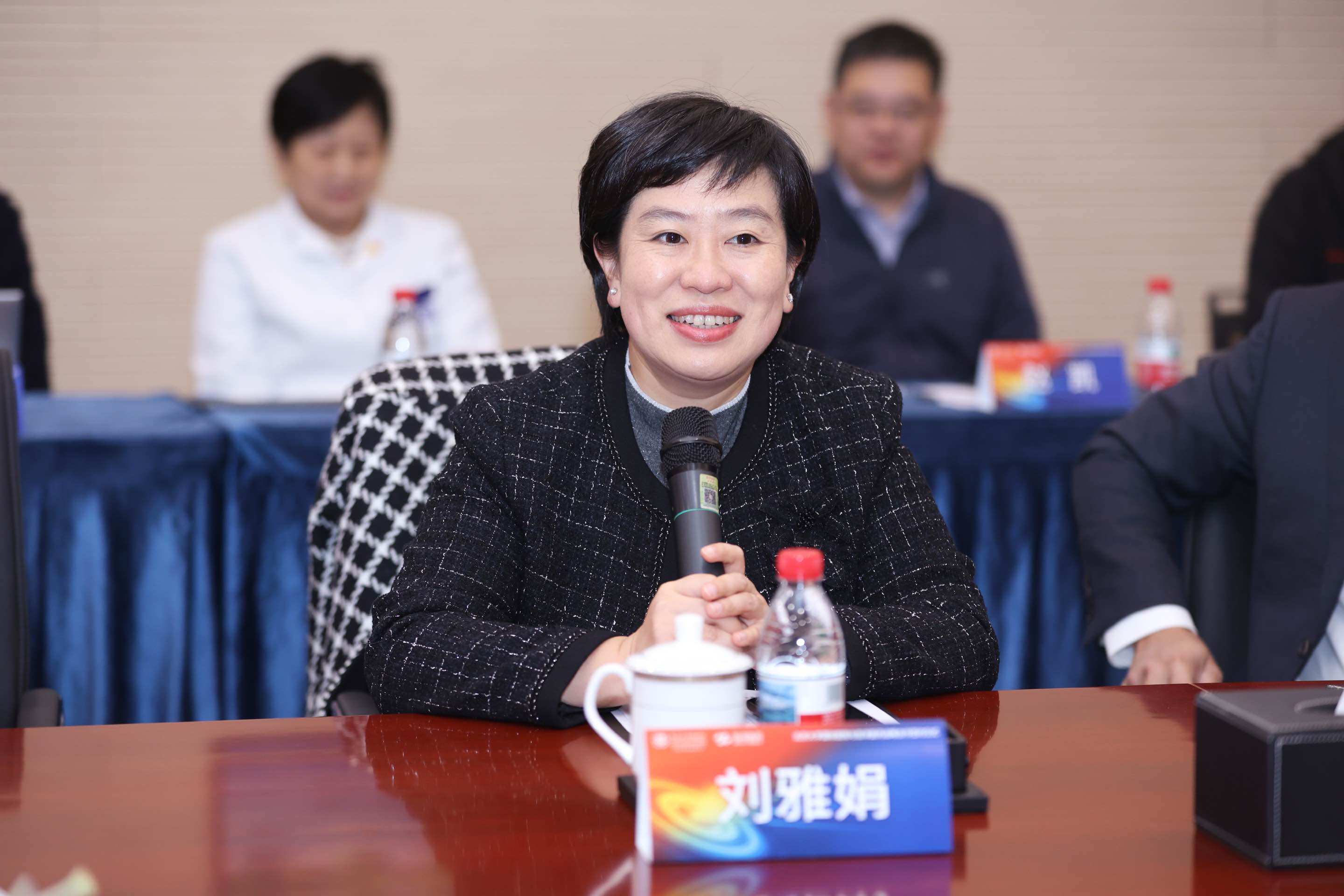 19376b07cda28242f67c4cc2f746fe S36沙龙会 - 要玩就玩沙龙会